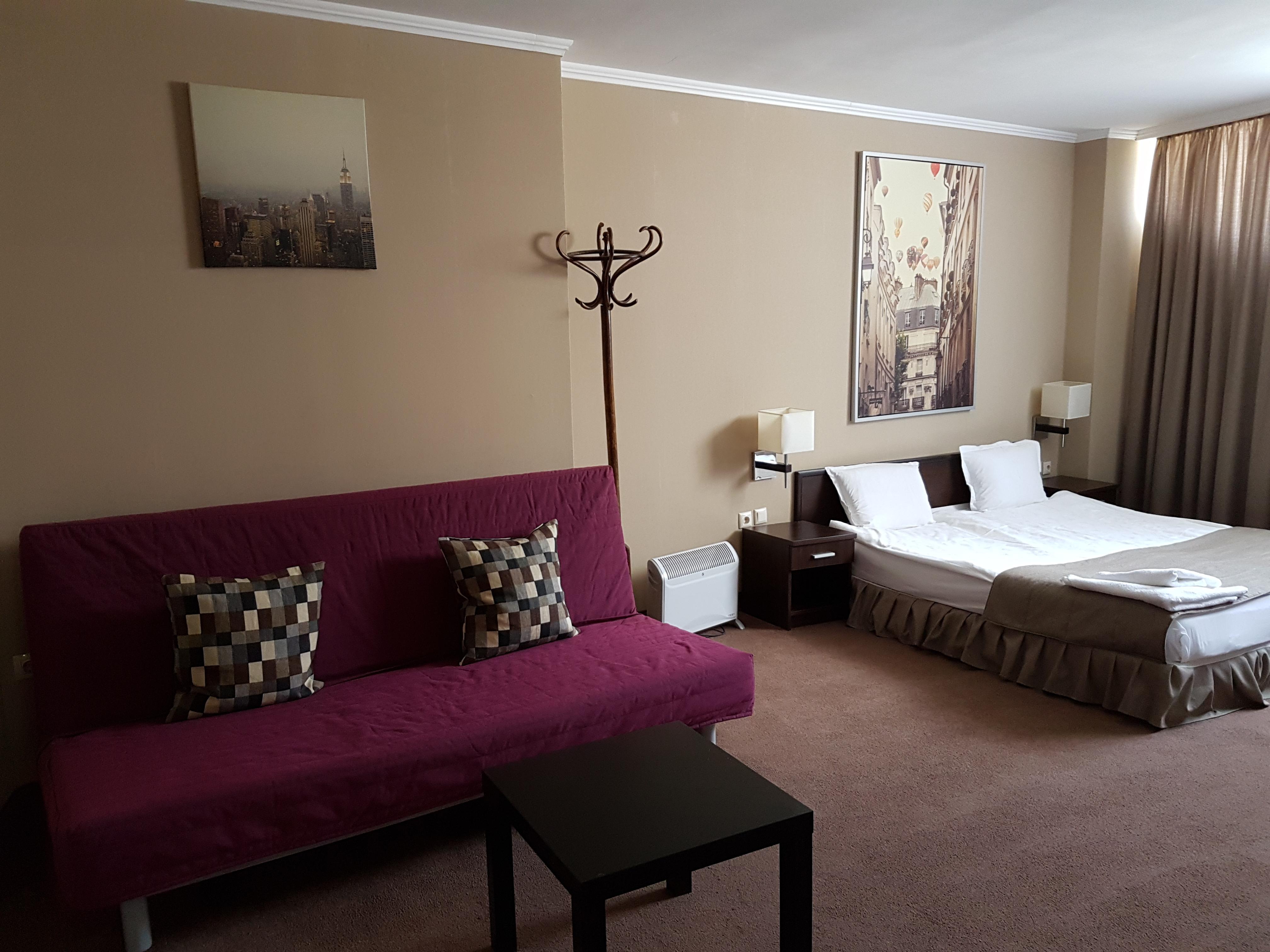 Art Hotel Varna Bagian luar foto
