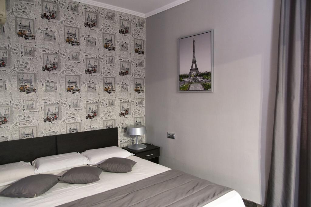 Art Hotel Varna Bagian luar foto