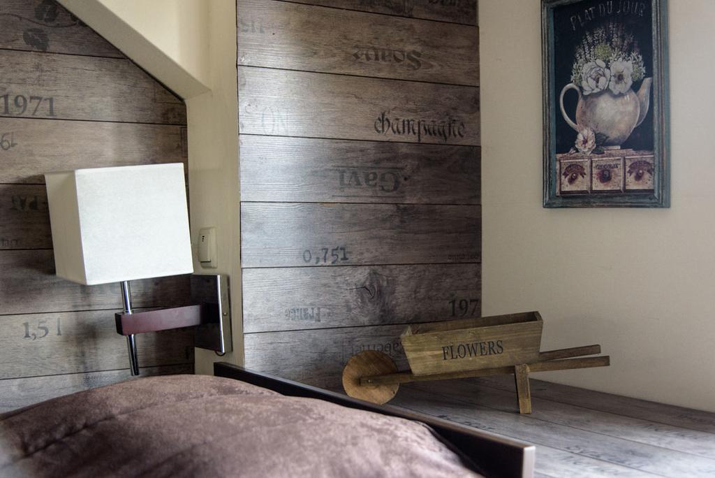 Art Hotel Varna Bagian luar foto