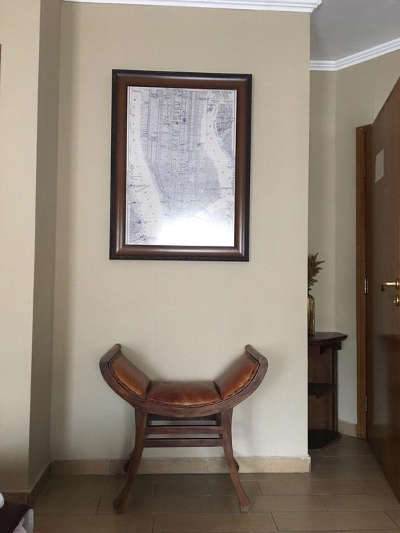 Art Hotel Varna Bagian luar foto